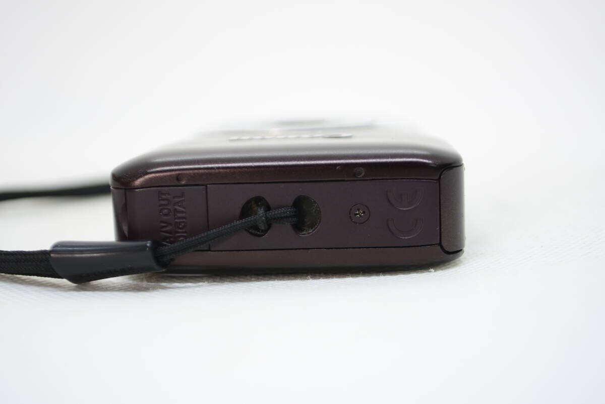 【ジャンク】Canon IXY 200F ブラウン Canon IXY 200F Brown 12.1 MP Compact Digital Camera Working