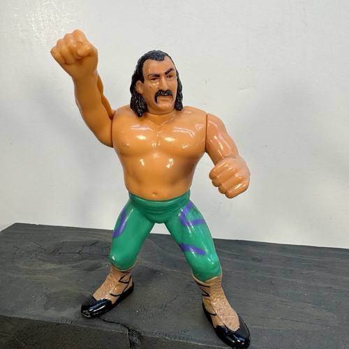 WWF Jake The Snake Roberts Action Figure 4.5 � 199...