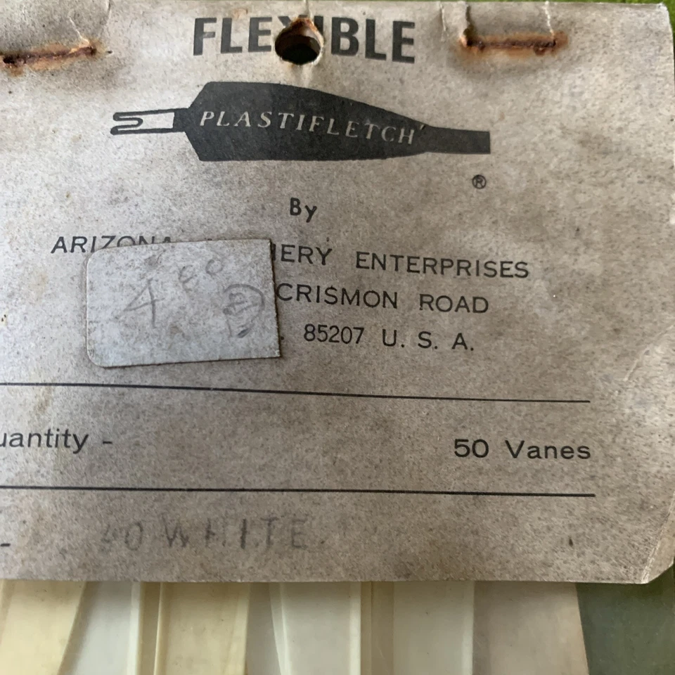NOS Vanes  ARROW FLETCHING Vintage Archery Vanes  Bow Hunting Plastifletch AZ - Image 3 of 4