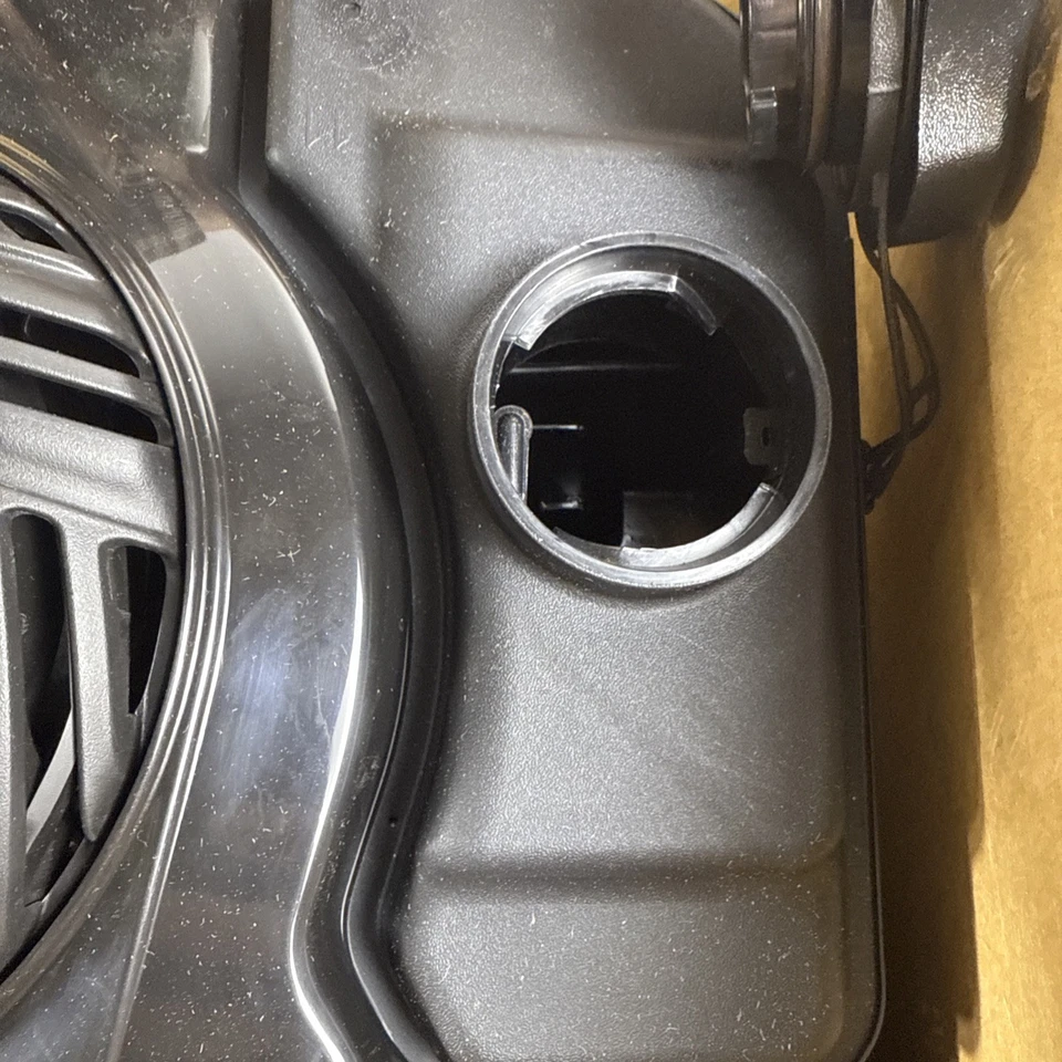 Motor vertical Briggs & Stratton 104M02-0221-F1, serie 725 EXi Foto 2 de 4