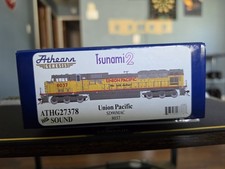 Athearn Genesis Union Pacific SD90MAC HO Scale Locomotive Uniok Pacific #8037