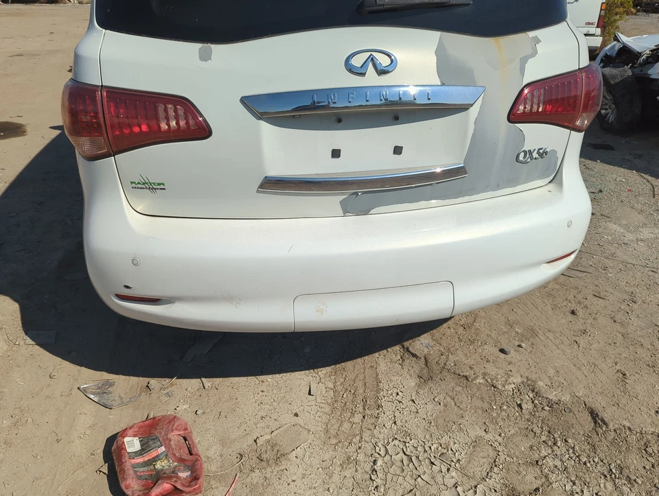 2011-2013 Infiniti Qx56 Rear Bumper Assembly Oem V9E82 - Изображение 2 из 3