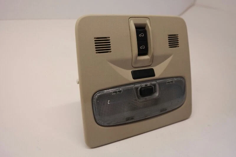 Land Rover LR2 2008-2012 domo superior luz maletero interruptor bronceado Foto 3 de 4