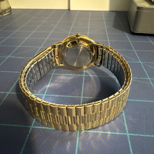 Vintage UPS Beautemp Schweizer Uhrwerk. Herrenuhr, läuft, neue Batterie. - Bild 4 von 5