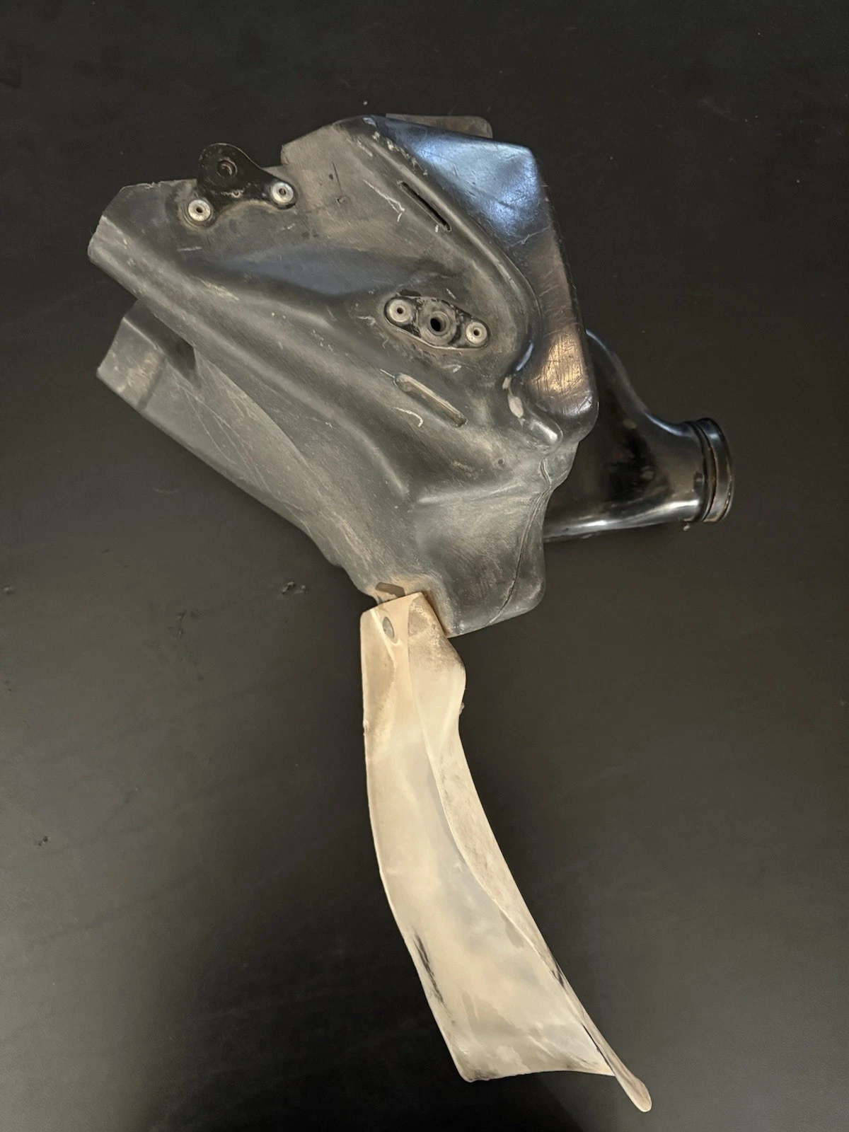 2006 HONDA 03-07 CR85R CR85RB OEM AIRBOX INTAKE AIR CLEANER CASE 17220-GBF-K00ZA