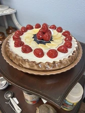 Sanor Ceramica Covered Pie Plate - Made in Portugal