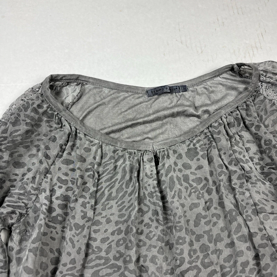 Blusa campesina Tempo Paris para mujer mezcla de seda estampado gris manga larga GRANDE Foto 3 de 4