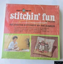 Vtg 1970 MCM Craft House Creative Needlecraft Crewel Embroidery Pillow Kit 14”