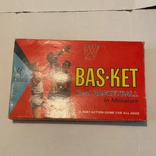 Vintage 1966 Cadaco Bas-Ket -Real Basketball in Miniature