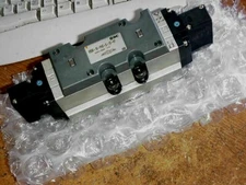 *NEW*.. SMC  (VSS8-10-YHZ-D-1Z-V1)  0.15/PRESSURE 120V DOUBLE AIR SOLENOID VALVE