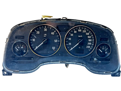 OPEL Tacho Kombiinstrument 88311318 ASTRA