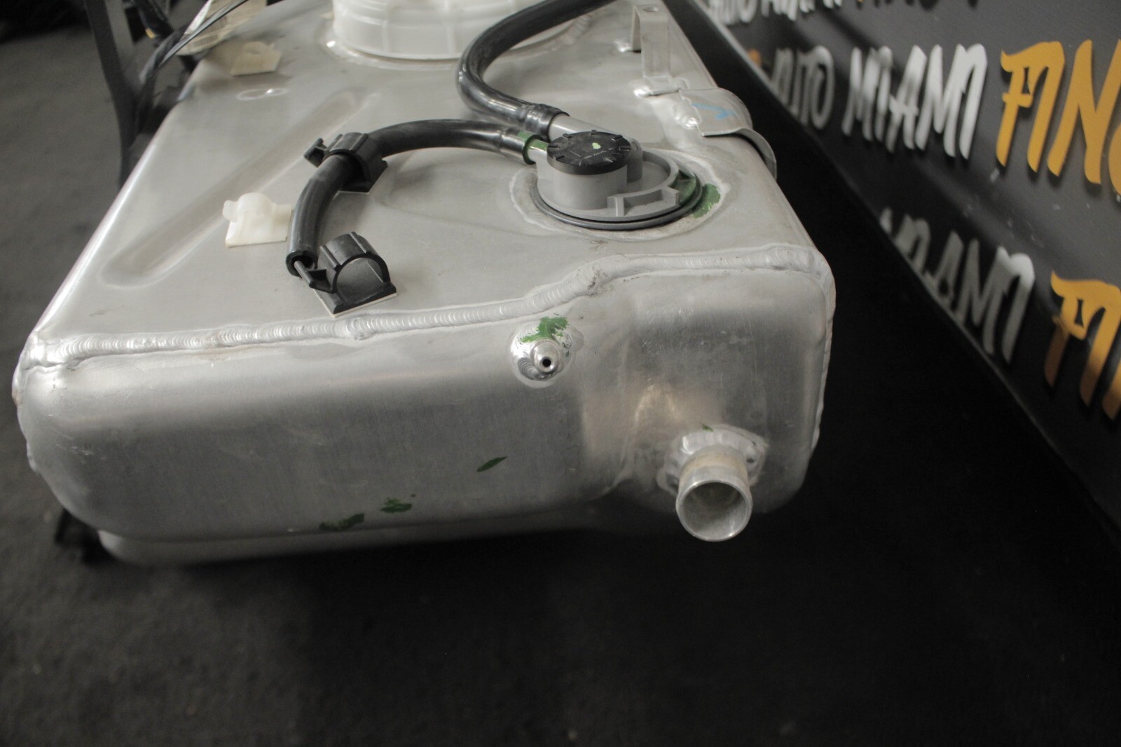 2014 Maserati Granturismo Gas/ Fuel Tank OEM