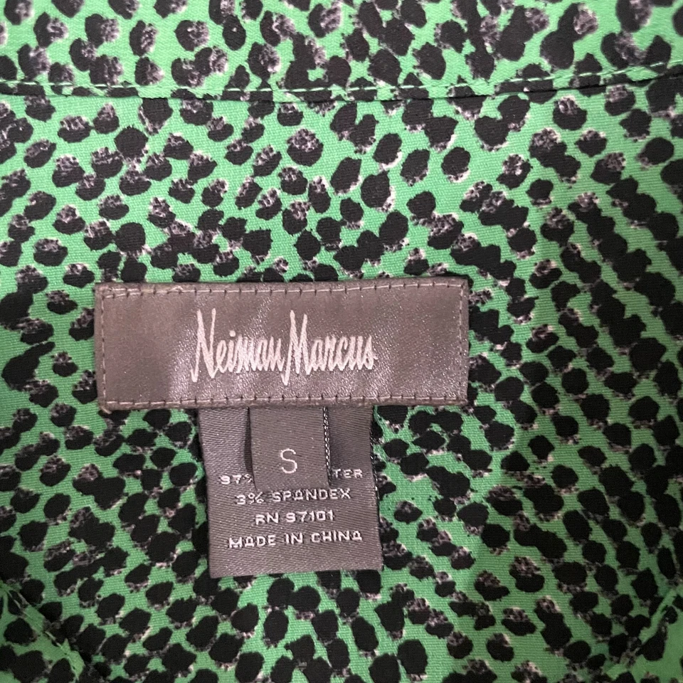 Blusa para mujer Neiman Marcus verde/negra con botones talla S carrera informal Foto 3 de 4