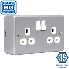 BG MC522 Metal Clad 13 Amp Double 2 Gang Switched Socket Twin Industrial Socket