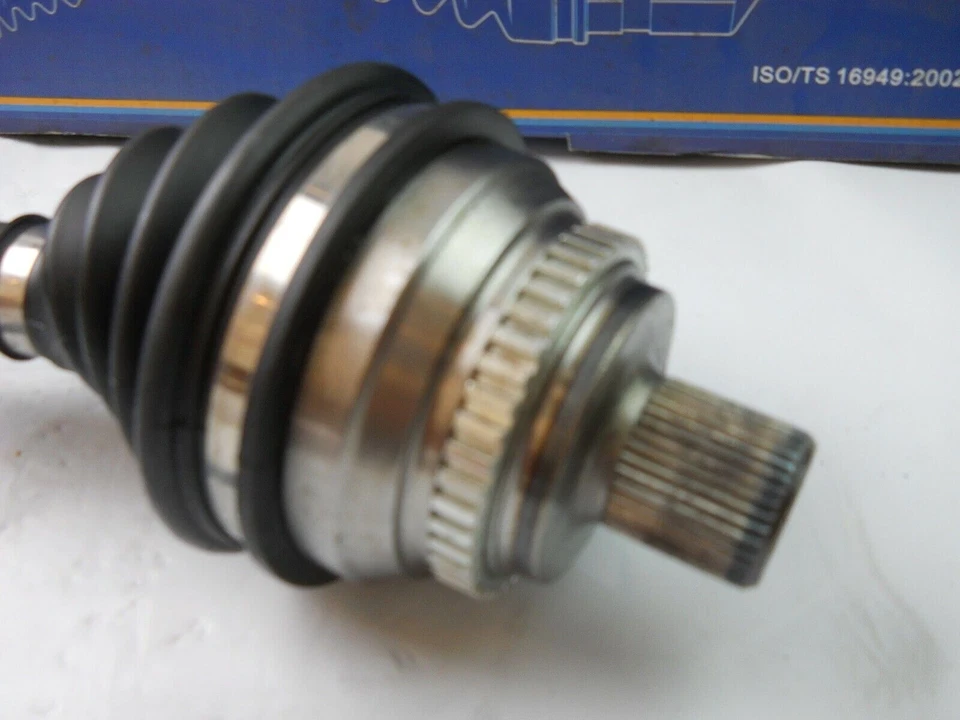 CV Axle Half Shaft Assembly New Front Right GSP For; Audi A6 100 - Image 2 of 4