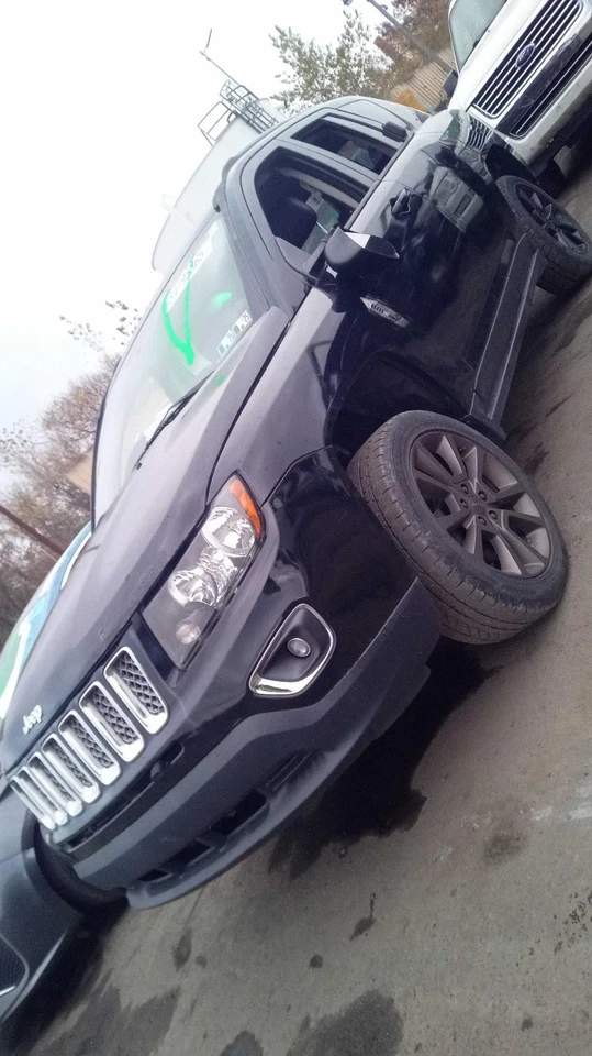 Conjunto de filtro de aire usado se adapta a: Jeep Compass 2015 grado A Foto 4 de 4