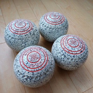 Taylor Vector Vs Size 2 Lawn Bowls Set of 4 White with grey speckles WB31