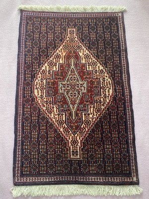 Handgeknüpfter Perserteppich Sehr Fein mit Wollen Geknüpft Ist 72cm x 123cm TOP