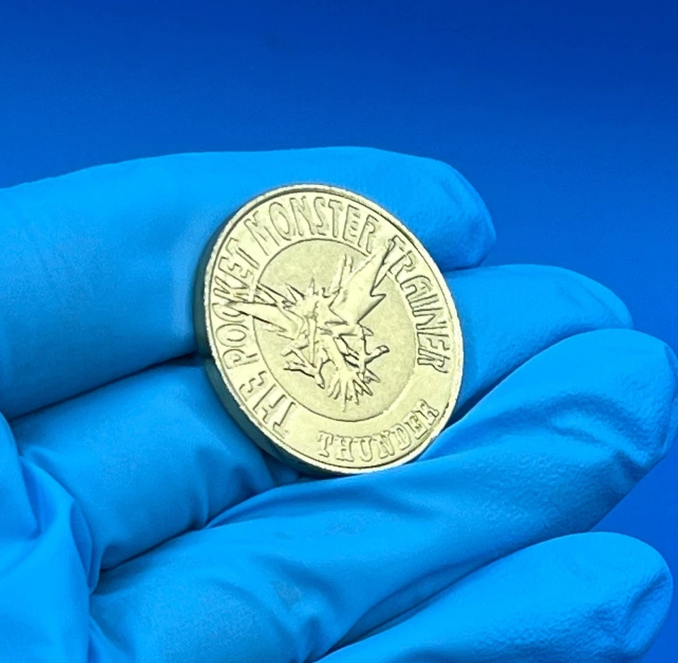 Zapdos (GOLD COIN) Pokemon METALLO Meiji Battle Juice vintage giapponese - Immagine 2 di 4