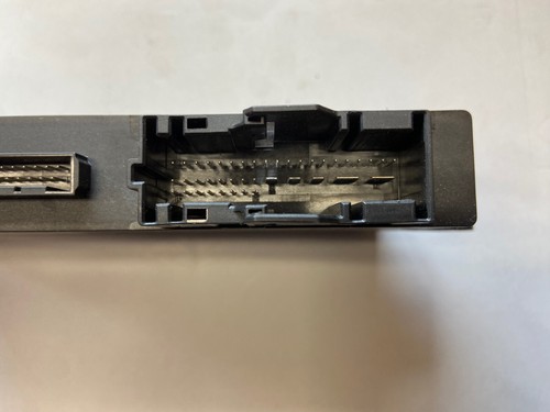 BMW X1 E84 E90 E91 E81 E87 1 CAS3 BODY CONTROL MODULE 9226238 VDO SIEMENS CAS 3 - Picture 4 of 7