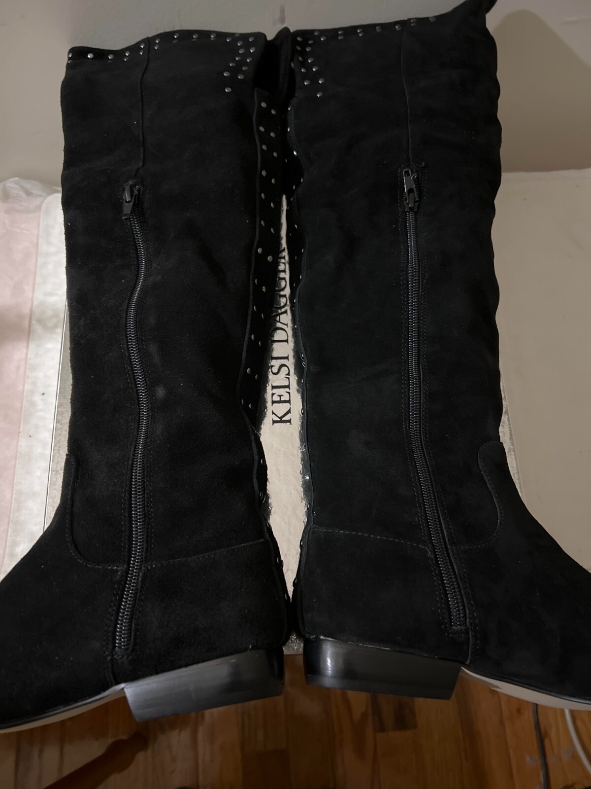 Kelsi Dagger, 6 M, Black, Moxie1, Suede, Made in China image 4