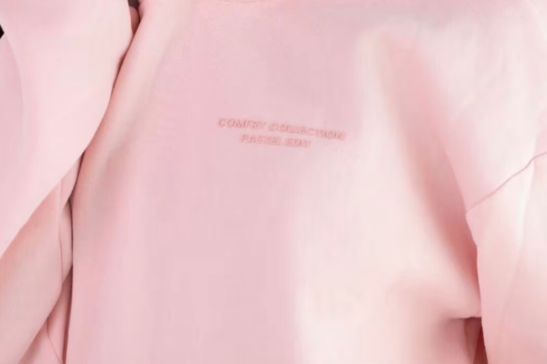 Comfrt 3x Hoodie Limited Edition Bubblegum Pink Sweatshirt 