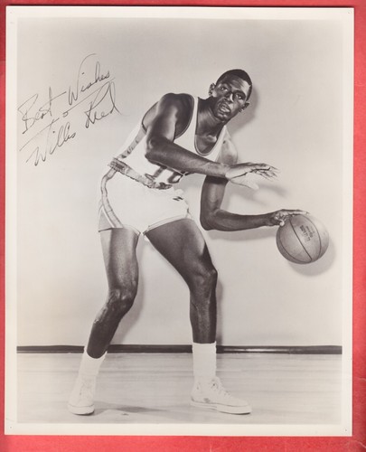 1964 KNICKS 8 X 10 GLOSSY TEAM ISSUE WILLIS REED HOF ROOKIE