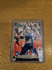 2005 PLAYOFF HONORS FOOTBALL #61 TOM BRADY NEW ENGLAND PATRIOTS