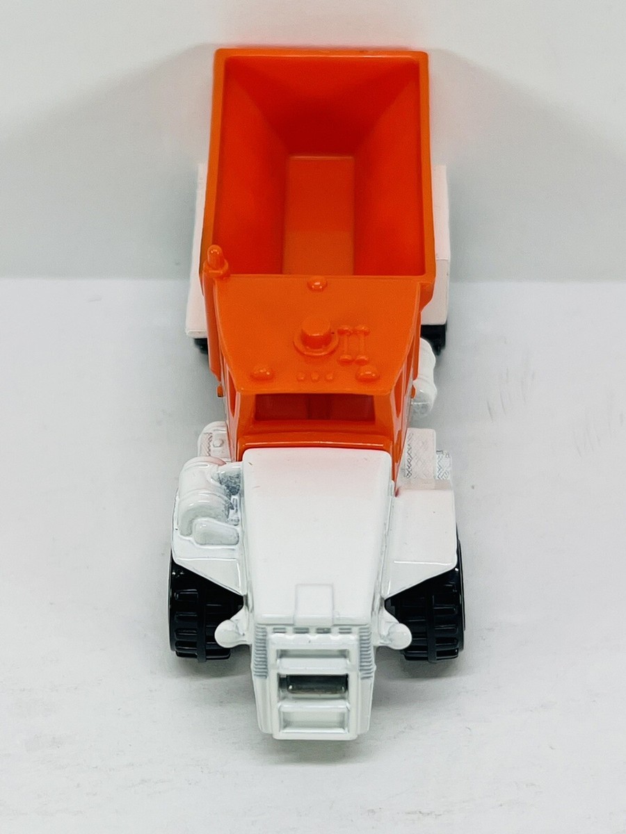 Hot Wheels 1983 Orange/White Oshkosh Snow Plow Sand Truck City of