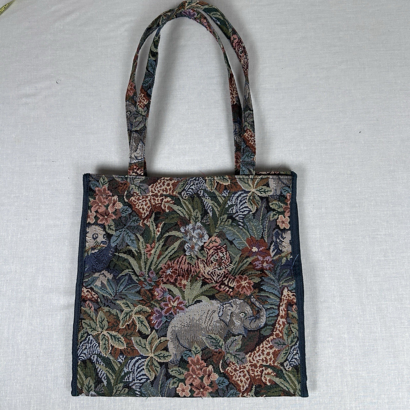 Tapestry jungle Rectangular lined tote zip closur… - image 3