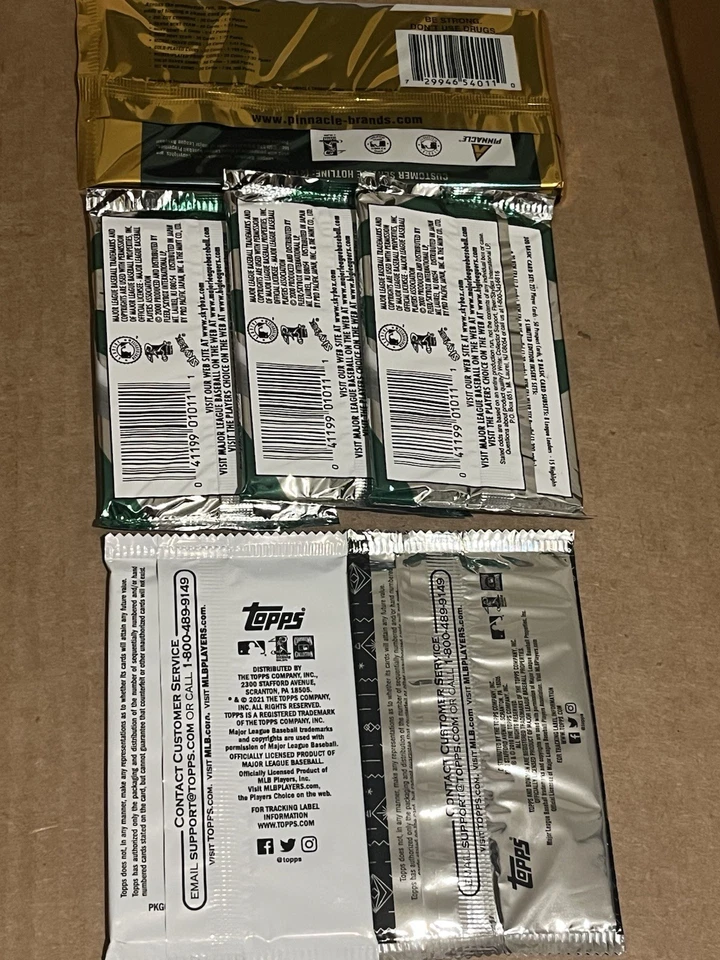 6 Sealed Baseball Card Pack Lot Pinnacle Mint Skybox Relic Silver Pack Topps - Image 2 of 2