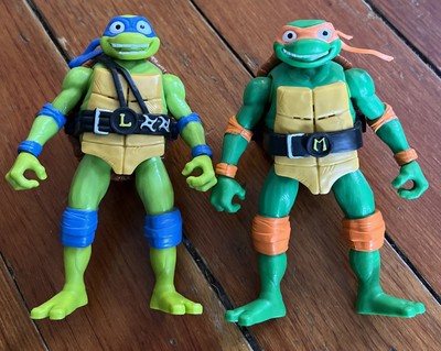 Teenage Mutant Ninja Turtles mutant mayhem Michelangelo And Leonardo Figures