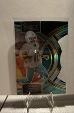 2023 Panini Select - Premier Level Tyreek Hill #142 Black & Green Prizm Die-Cut