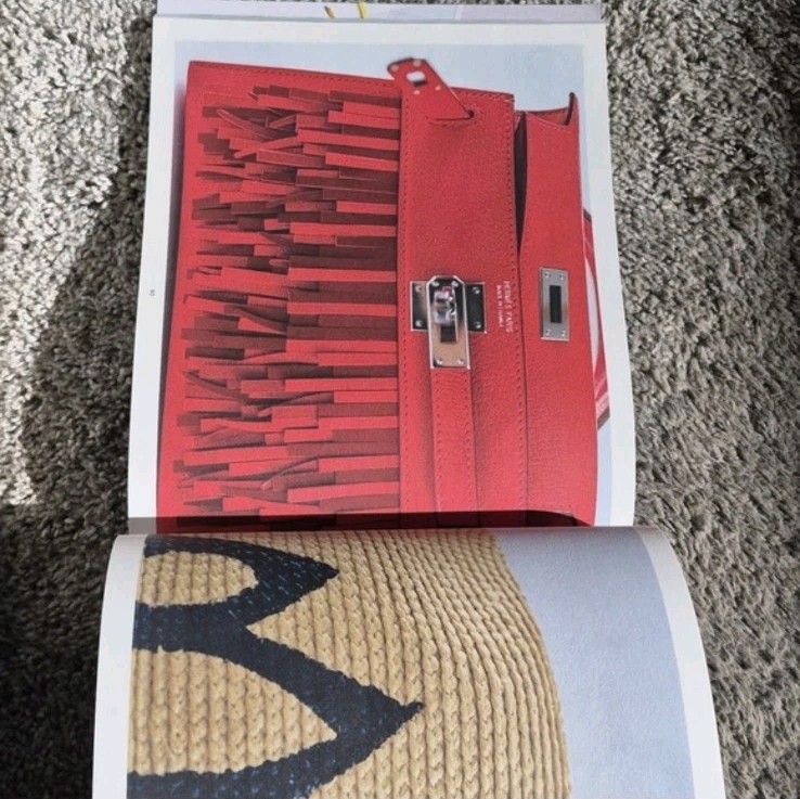 Hermès Le Monde d'Hermès Magazine-Spring/Summer 25, Catalog size, Multicolor. thumbnail 6