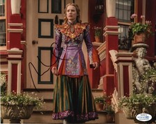 Mia Wasikowska Alice in Wonderland Autographed Signed 8x10 Photo ACOA 2020-1