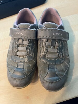 Geox Mädchenschuh silbergrau Größe 32