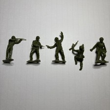 5 Figures 1963 Marx  MCMLXIII  WW2 Green American US Soldiers 1/32 Scale