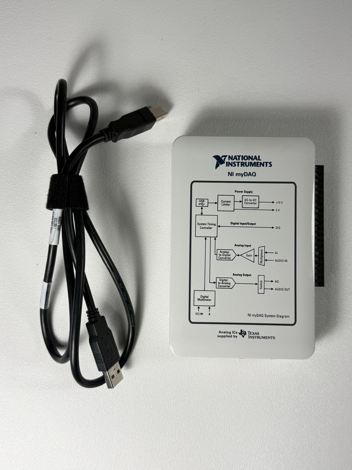 National Instruments NI myDAQ 195509F-01L Student Instrumentation Device (READ)