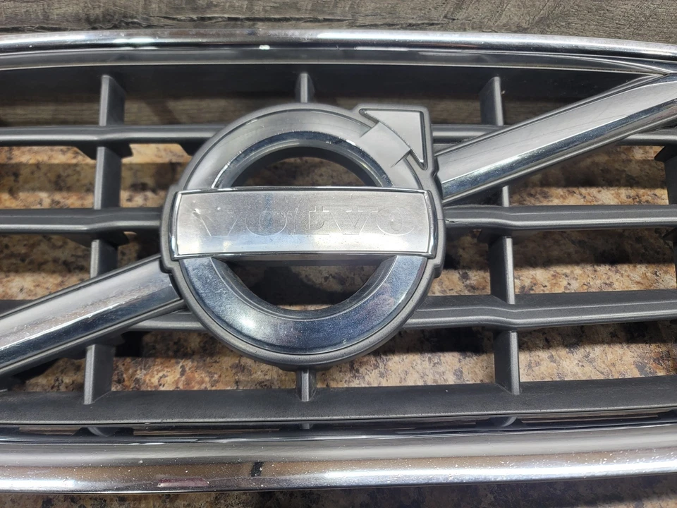 Rejilla cromada radiador superior delantero Volvo S60 2011 2012 2013 30795039 OEM 11-13 Foto 4 de 4