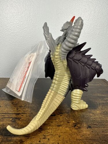 Bandai kaiju Ultra Monster Series 500 No 134 Destolds US STOCK - Picture 2 of 2