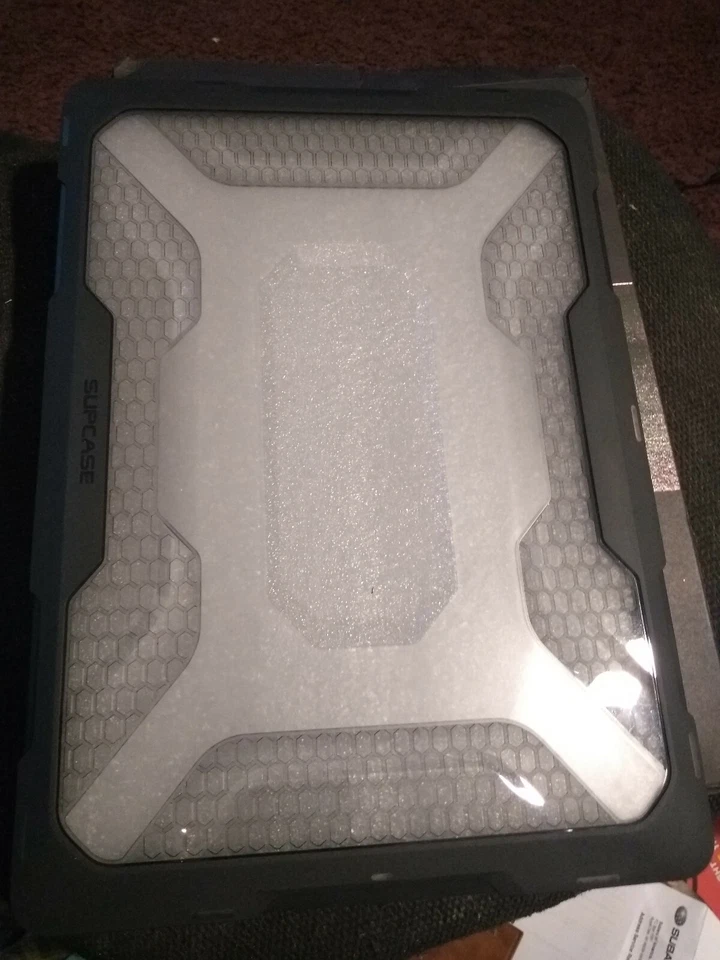 Supcase - Unicorn Beetle- About 8.25 X 11.75 Hard Cover - Black - New (19-327) - Image 2 of 2