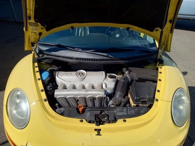 Espejo retrovisor interior delantero central usado se adapta a: Volkswagen Beetle 2007 con dígito Foto 2 de 4