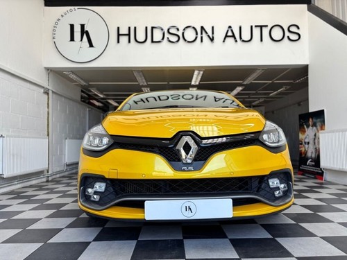 2018 Renault Clio 1.6 RS Trophy Nav Hatchback 5dr Petrol Euro 6 (s/s) (220 ps) H - Picture 9 of 24