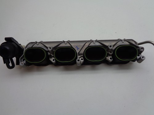 Original Audi RS5 RS4 8T Saugrohrunterteil 079133109CD Distributeur de Carburant - Picture 6 of 12