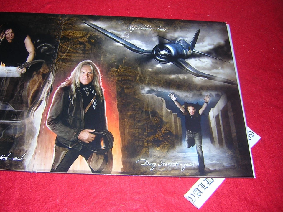Saxon - Into The Labyrinth, SPV 91711, 2 Vinyl LP Set 2009 - Bild 4 von 4