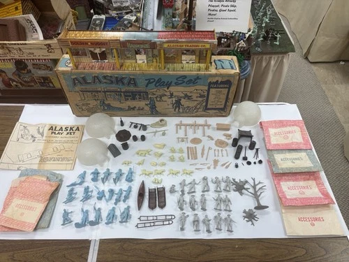 1959 Marx Alaska Playset #3708 Near Mint Assembled
