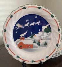 Vintage SANGO CHRISTMAS EVE Dinner Plate -10.5" - Santa - Scallop Edge -  1