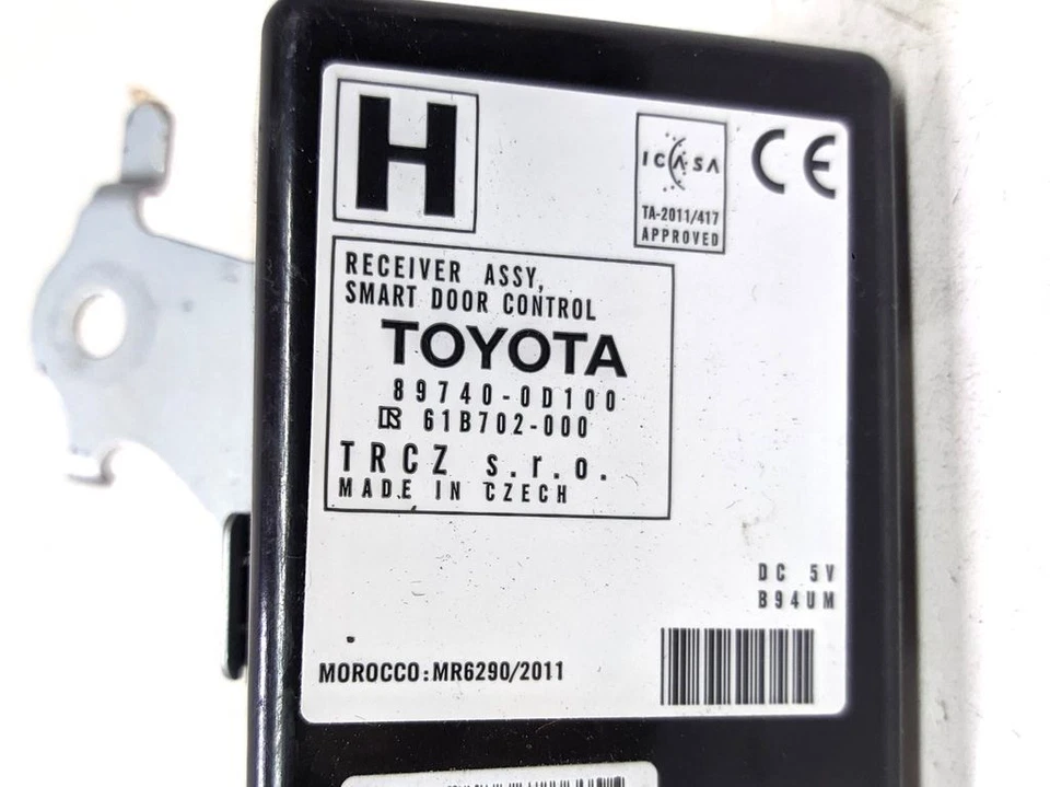 Módulo de unidad de control de bloqueo centralizado Toyota Yaris 2016 897400D100 EVA9260 - Imagen 4 de 4