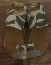 Gymboree Zebra Safari Girls Shoes Size 3 Youth Sandals Giraffe NWT