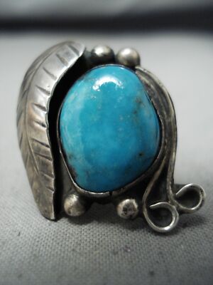 NOTEWORTHY VINTAGE NAVAJO OLD KINGMAN TURQUOISE STERLING SILVER RING